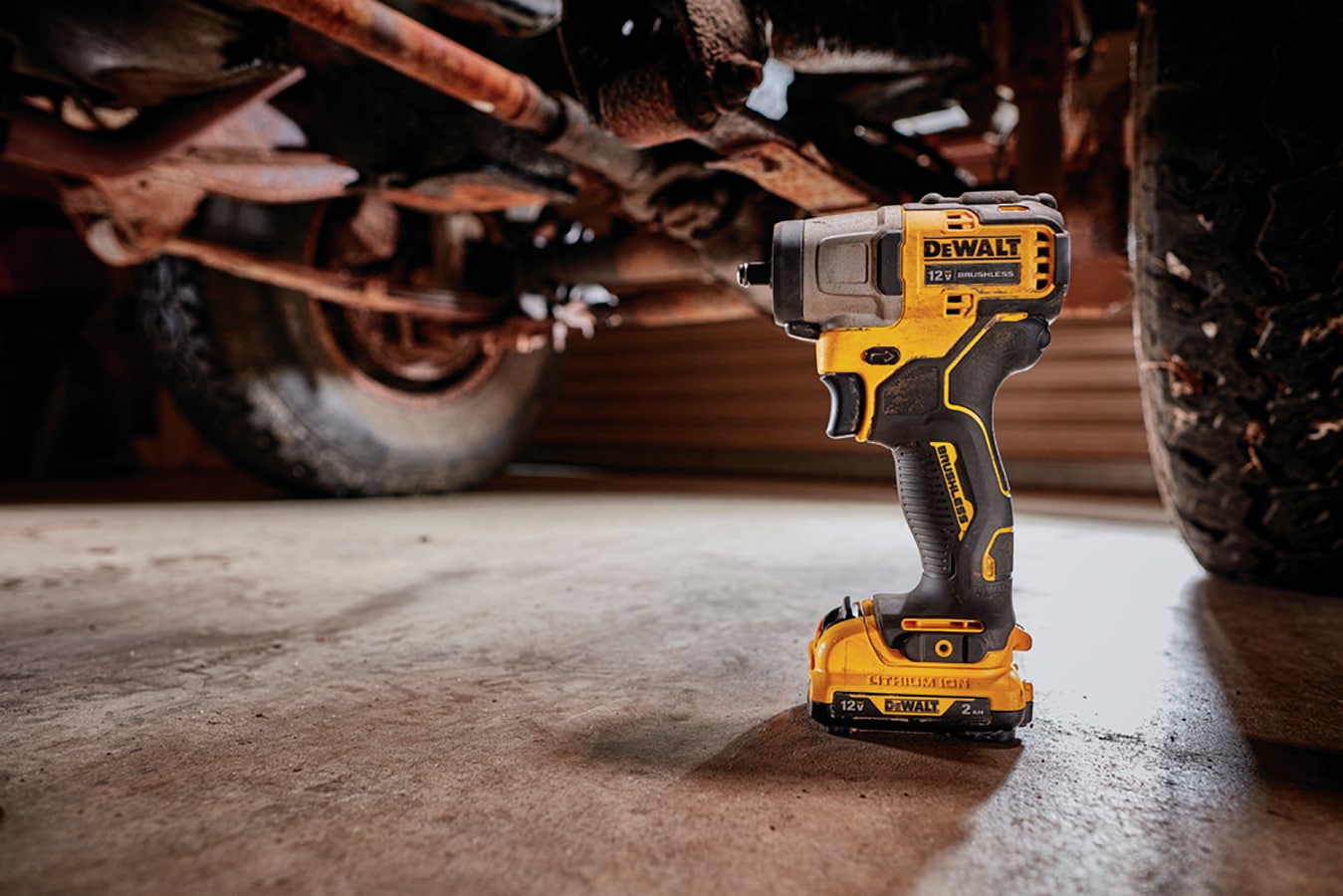 DEWALT XTREME 12-volt Max Variable Speed Brushless 3/8-in Drive Cordless Impact Wrench (Battery Included)