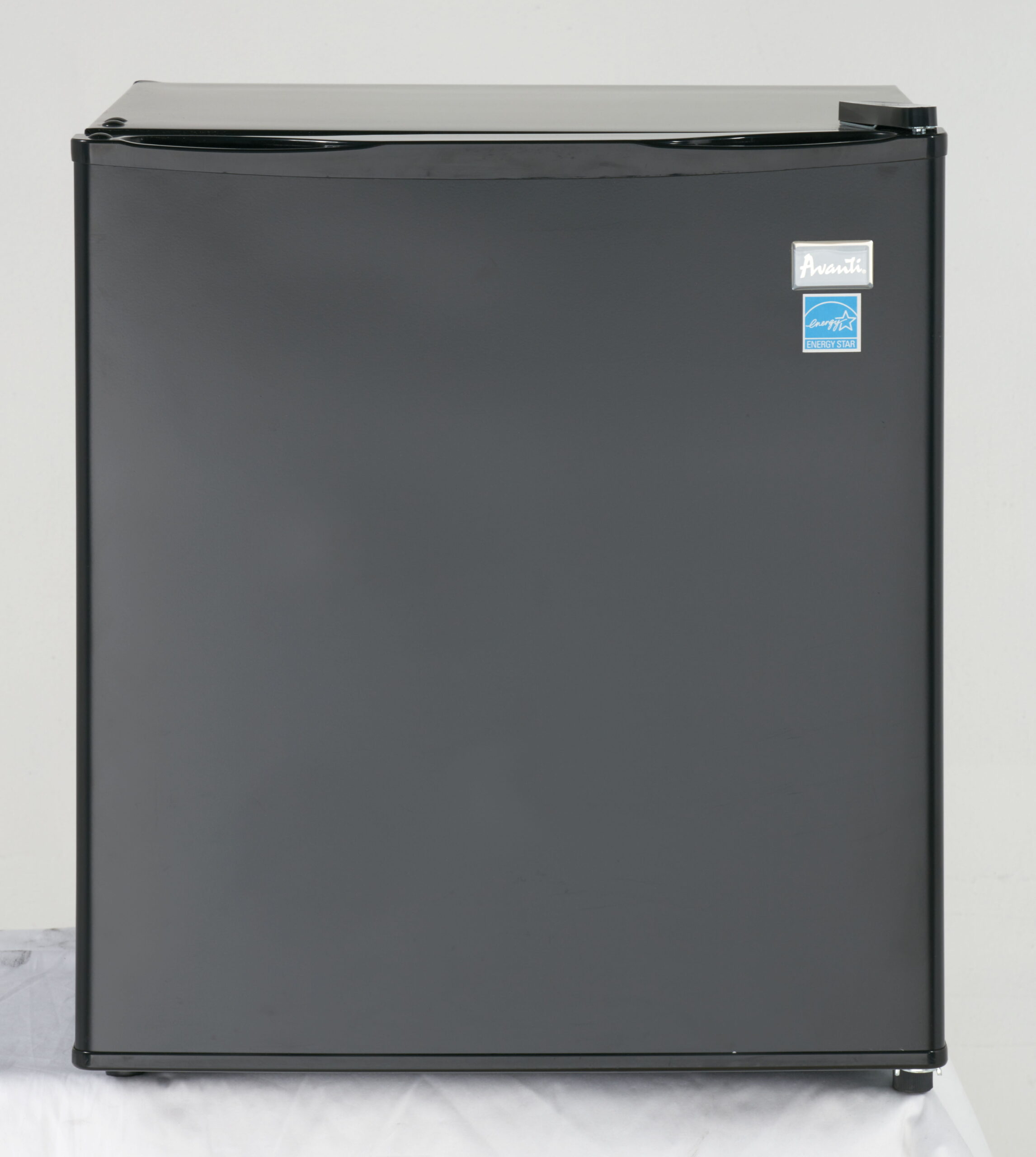 Avanti 1.7 cu. ft. Compact Refrigerator. in Black (AR17T1B)