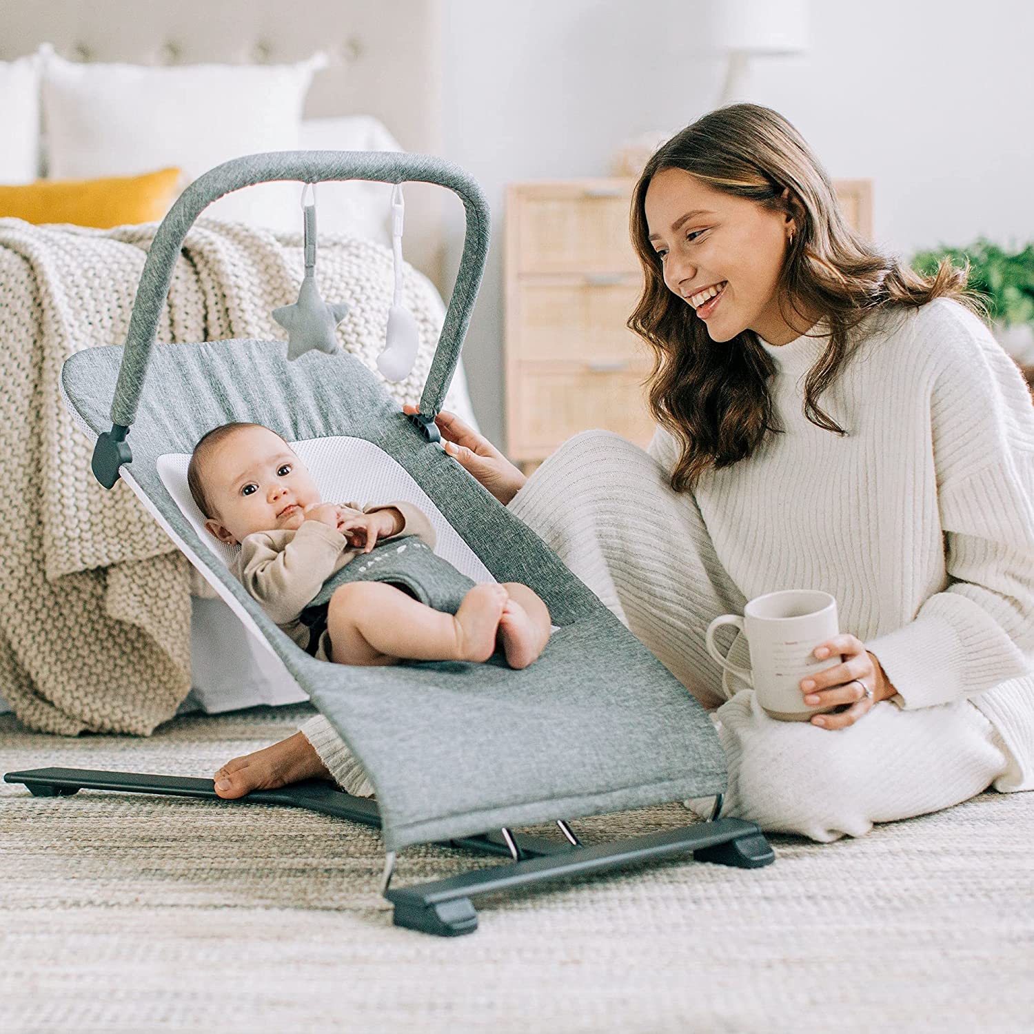 Baby Delight Alpine Deluxe Portable Bouncer. Infant. 0 – 6 months. Charcoal Tweed