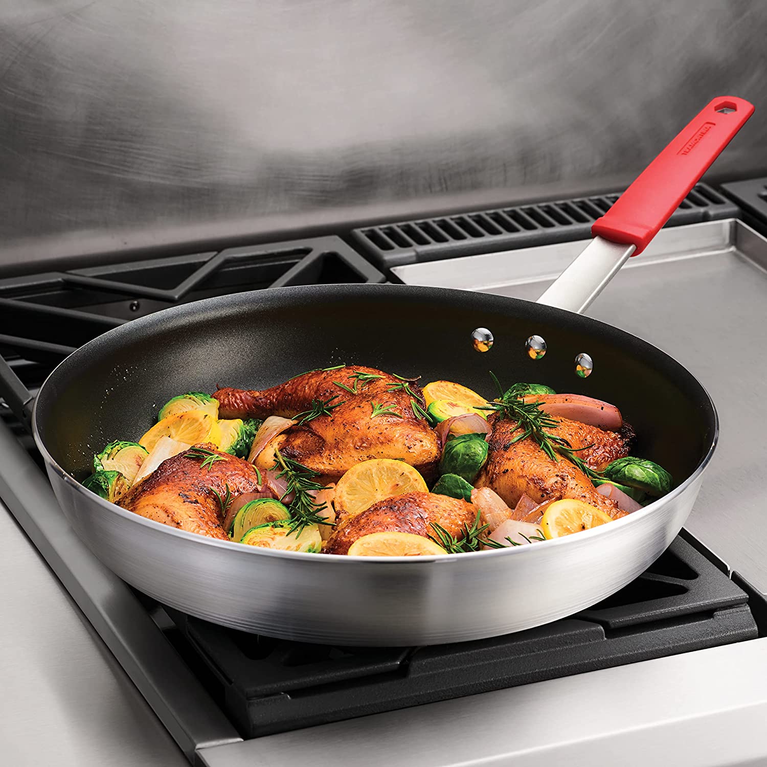 Tramontina 80114/537DS Professional Aluminum Nonstick Restaurant Fry Pan. 14″. Made in USA