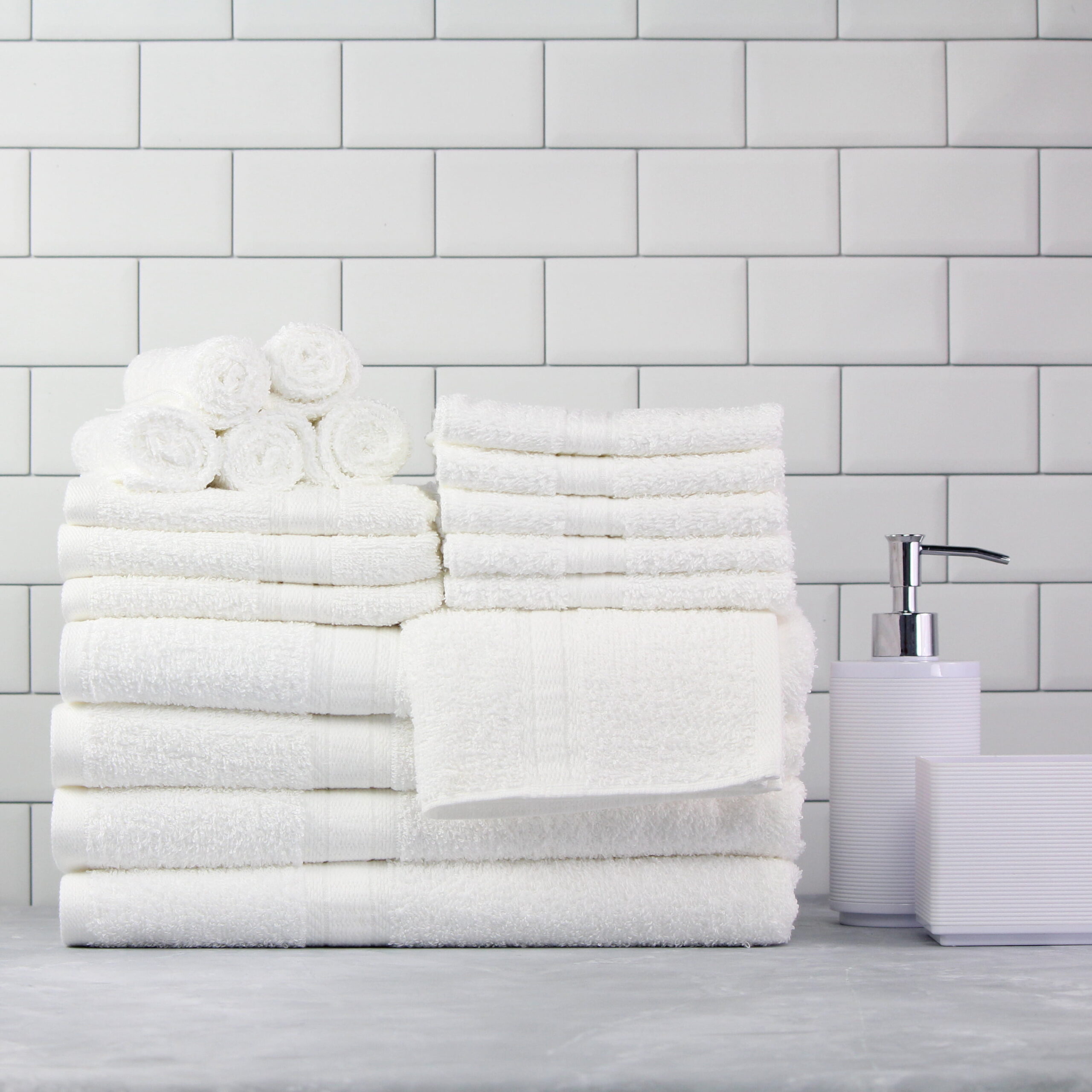Mainstays Solid 18-Piece Bath Towel Set. White