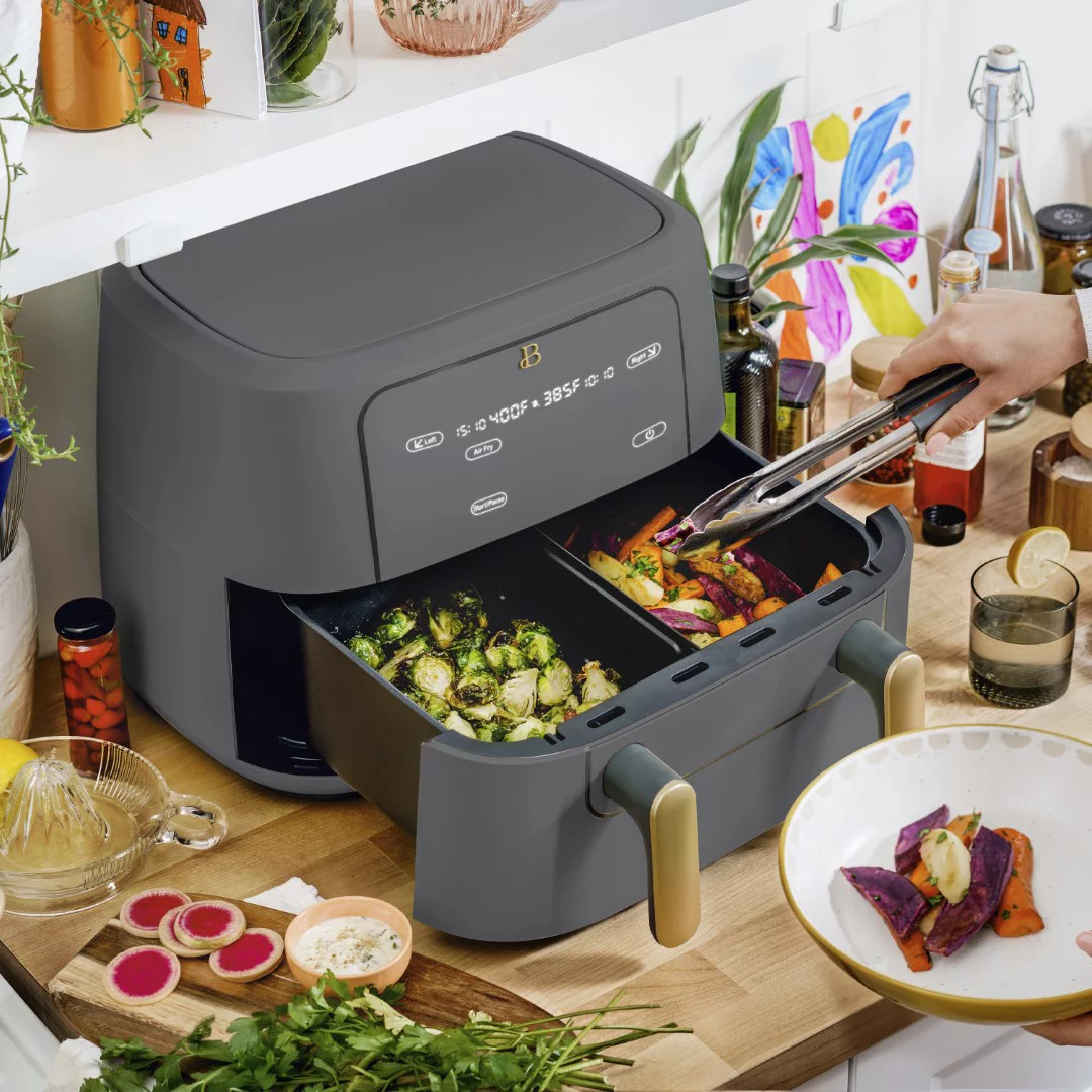 Beautiful 9QT TriZone Air Fryer. Oyster Grey by Drew Barrymore