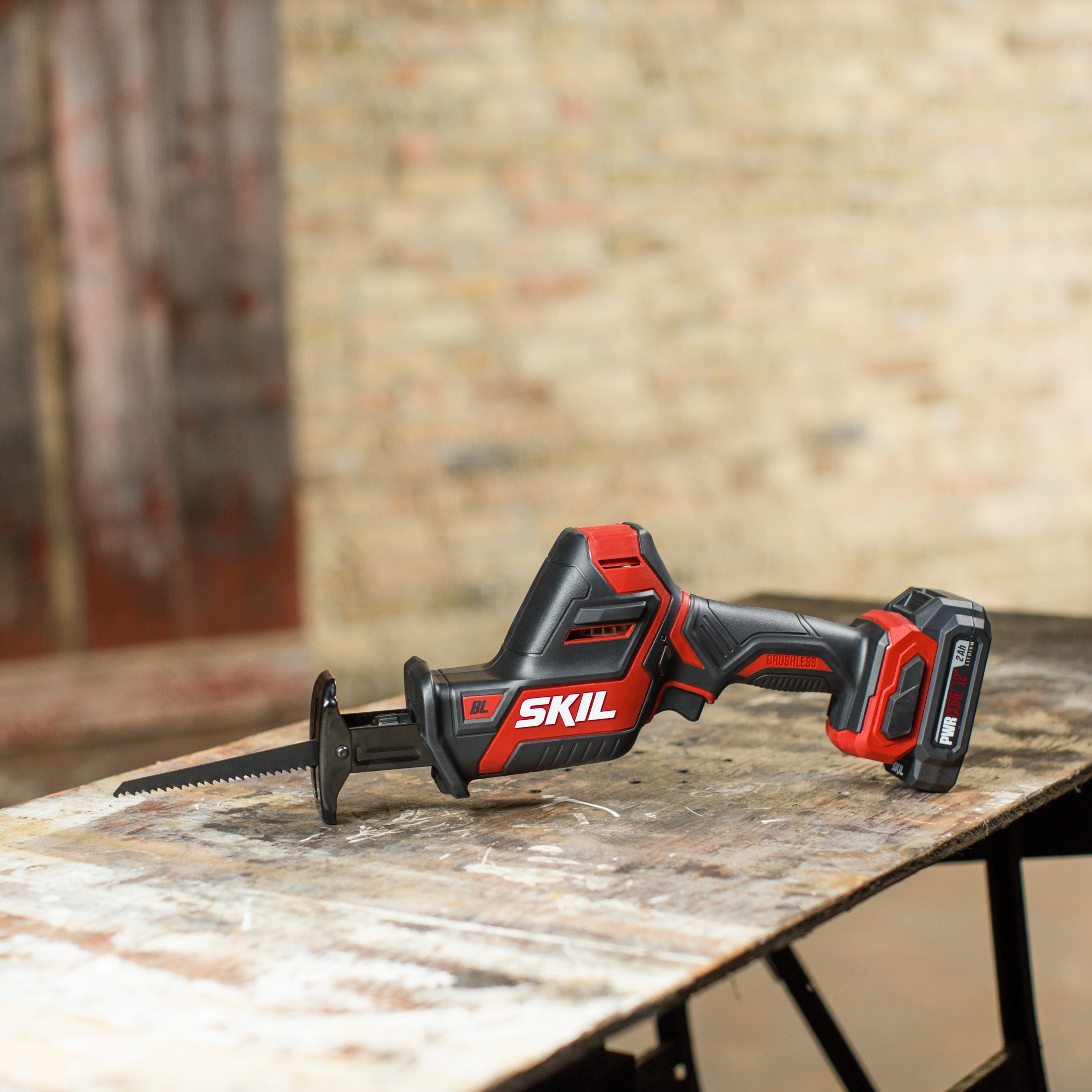 SKIL PWR Core 12™ Brushless 12V Cordless Reciprocating Saw with PWR Jump™ Charger