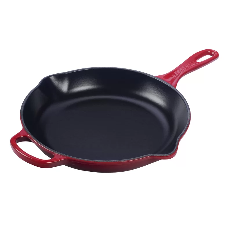 Le Creuset LS2024-2367 Enameled Cast Iron Signature Iron Handle Skillet. 9″ (1-3/8 qt.). Cerise