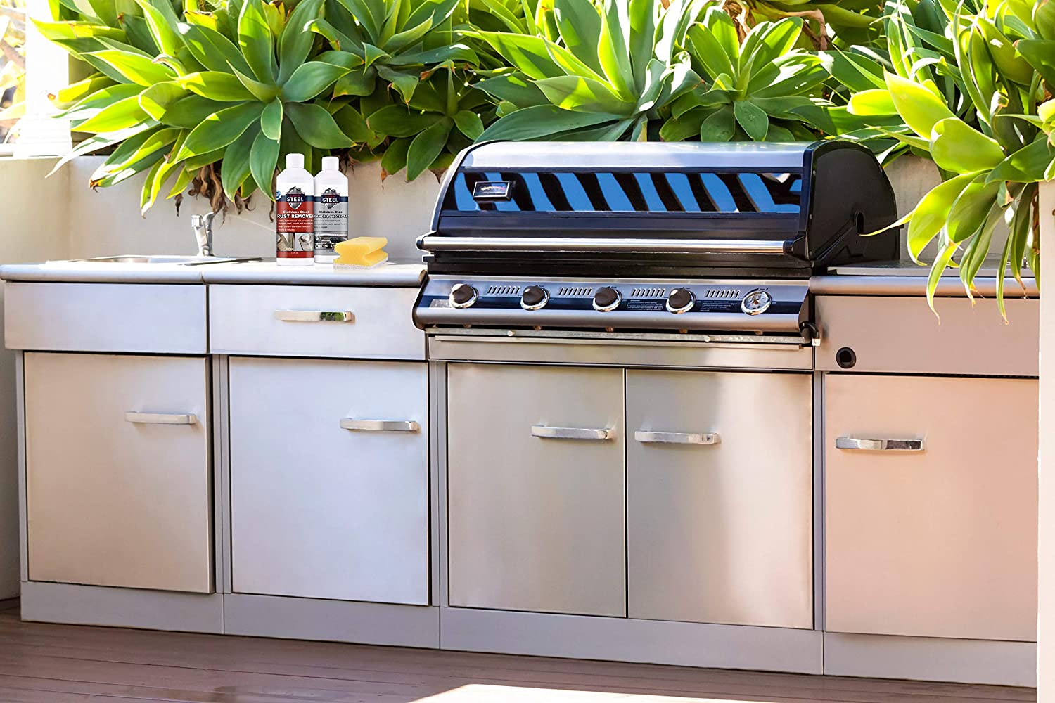 Stainless Steel Cleaner & Rust Remover (4 oz)