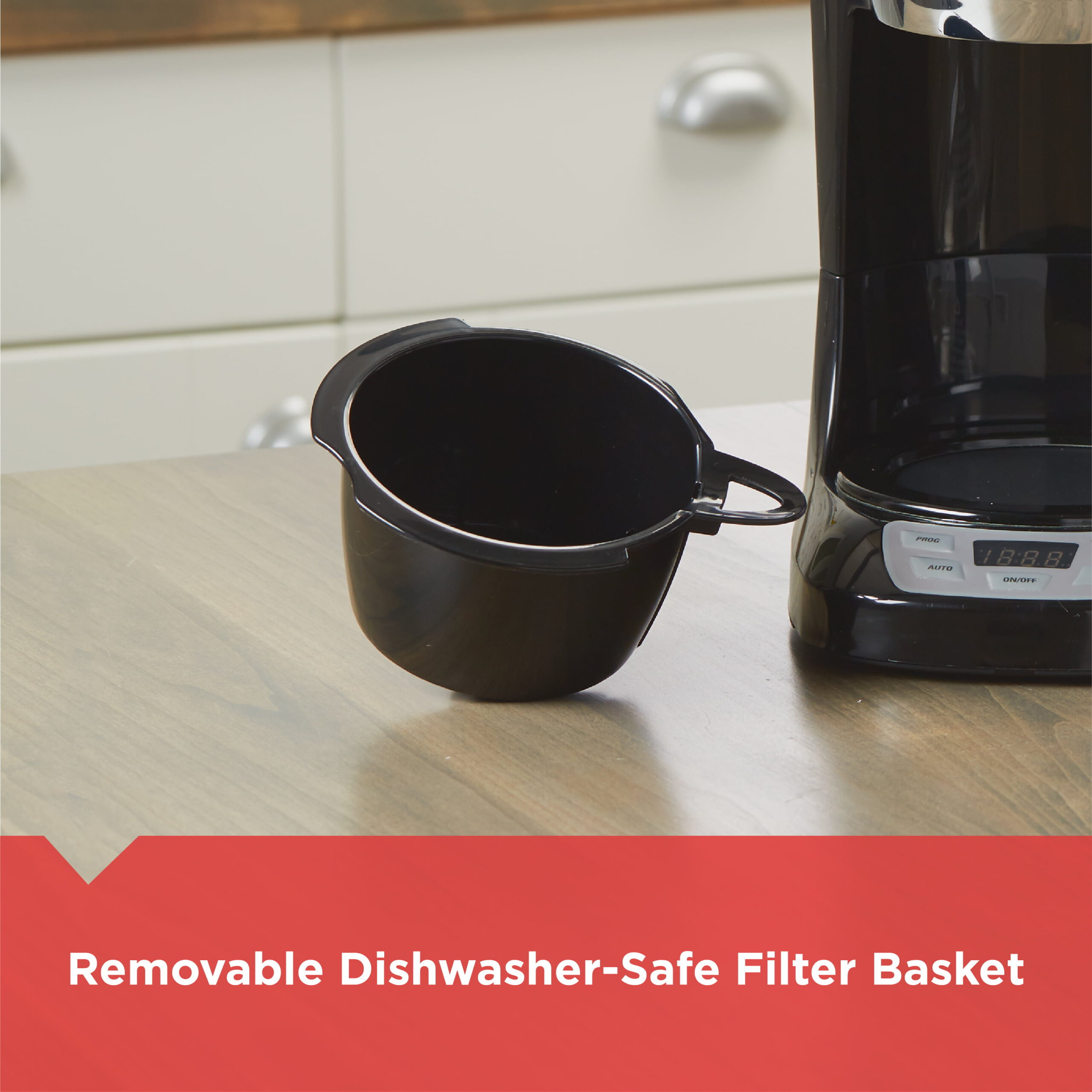 BLACK+DECKER 12-Cup* QuickTouch Programmable Coffeemaker. Black. CM1060B