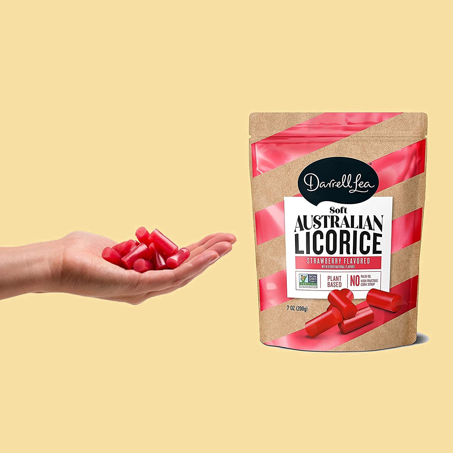 DL Strawberry Licorice 7 oz . Pack Of 8