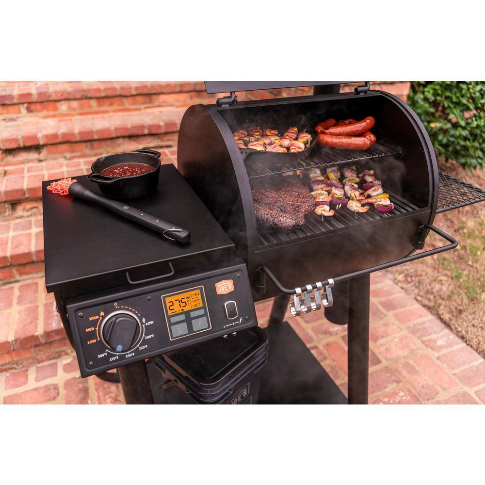 OKLAHOMA JOE-S 20202114-2S Rider 600 G2 Pellet Grill in Black with 617 sq. in. Cooking Space