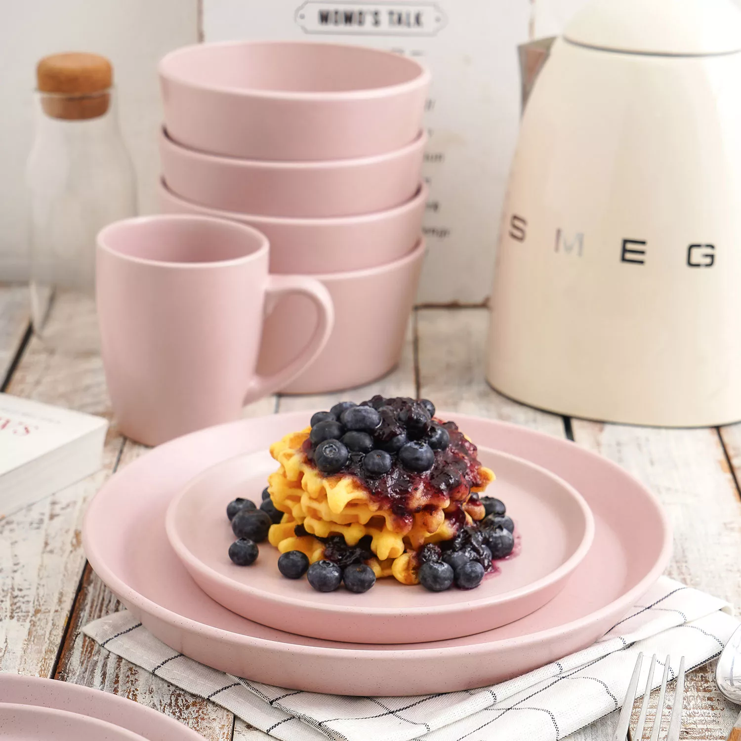 Stone Lain Albie Stoneware 32-Piece Dinnerware Set. Easter Pink