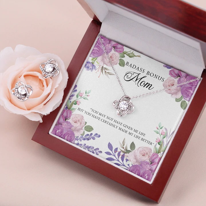 White Gold necklaces. Gift for Mother's Day. necklaces for Women. Gift box Valentine. Mom. Girlfriend