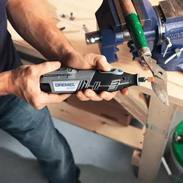 Dremel 8220 Series 12-Volt MAX Lithium-Ion Variable Speed Cordless Rotary Tool Kit with 30 Accessories and Case