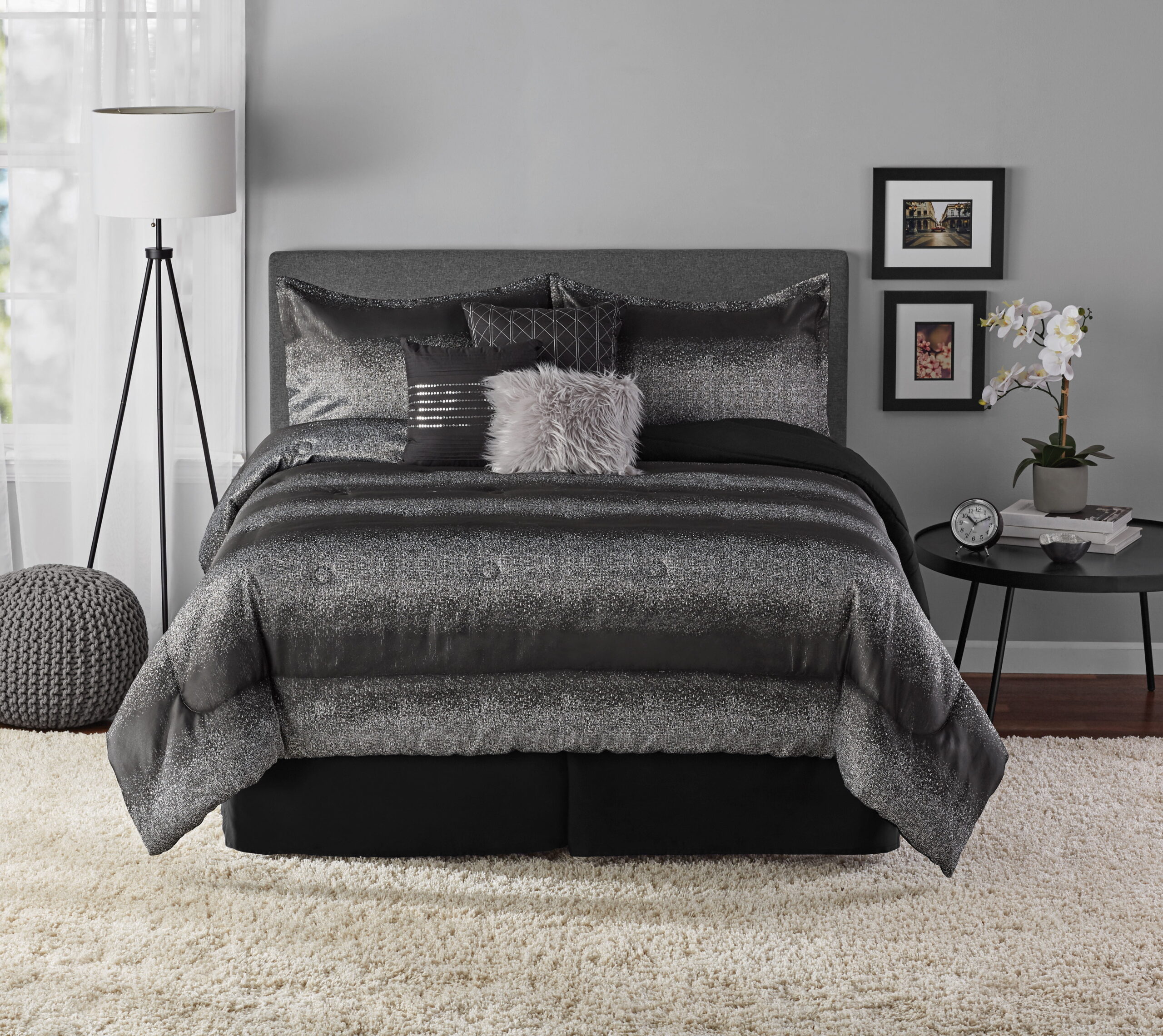 Mainstays 7-Piece Metallic Stripe Jacquard Comforter Set. Black and Silver. Full/Queen