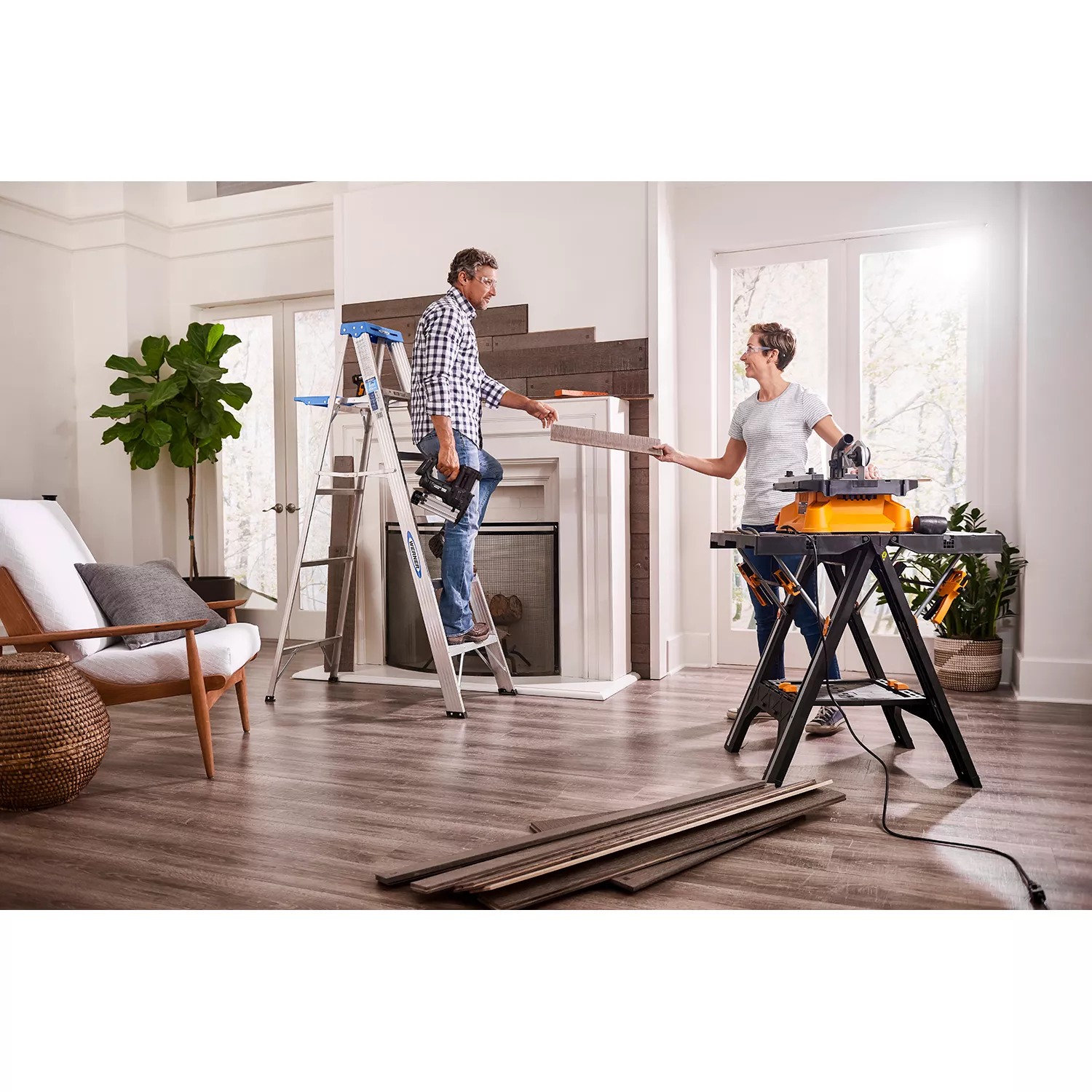 Worx 20V Power Share Cordleess 18-Gauge Brad Nail/Staple Gun with NailForce Technology