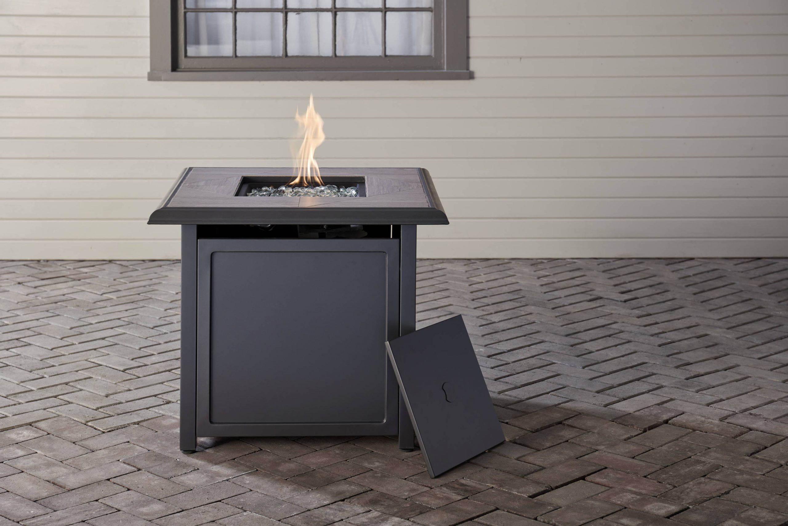 Style Selections FHTS80063G 30-in W 40000-BTU Dark Gray Charcoal Tabletop Steel Propane Gas Fire Pit Table