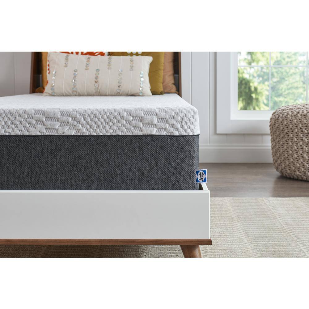 Sealy  12 in. Queen Spring & Memory Foam Hybrid Mattress - Medium Firm