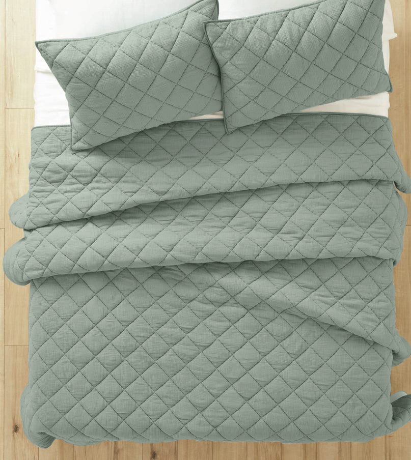 Better Homes & Gardens Sage Diamond Gauze Quilt. King