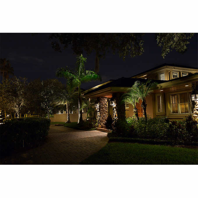 VOLT Landscape Lighting 6-spotlight Brass LED Starter Kit