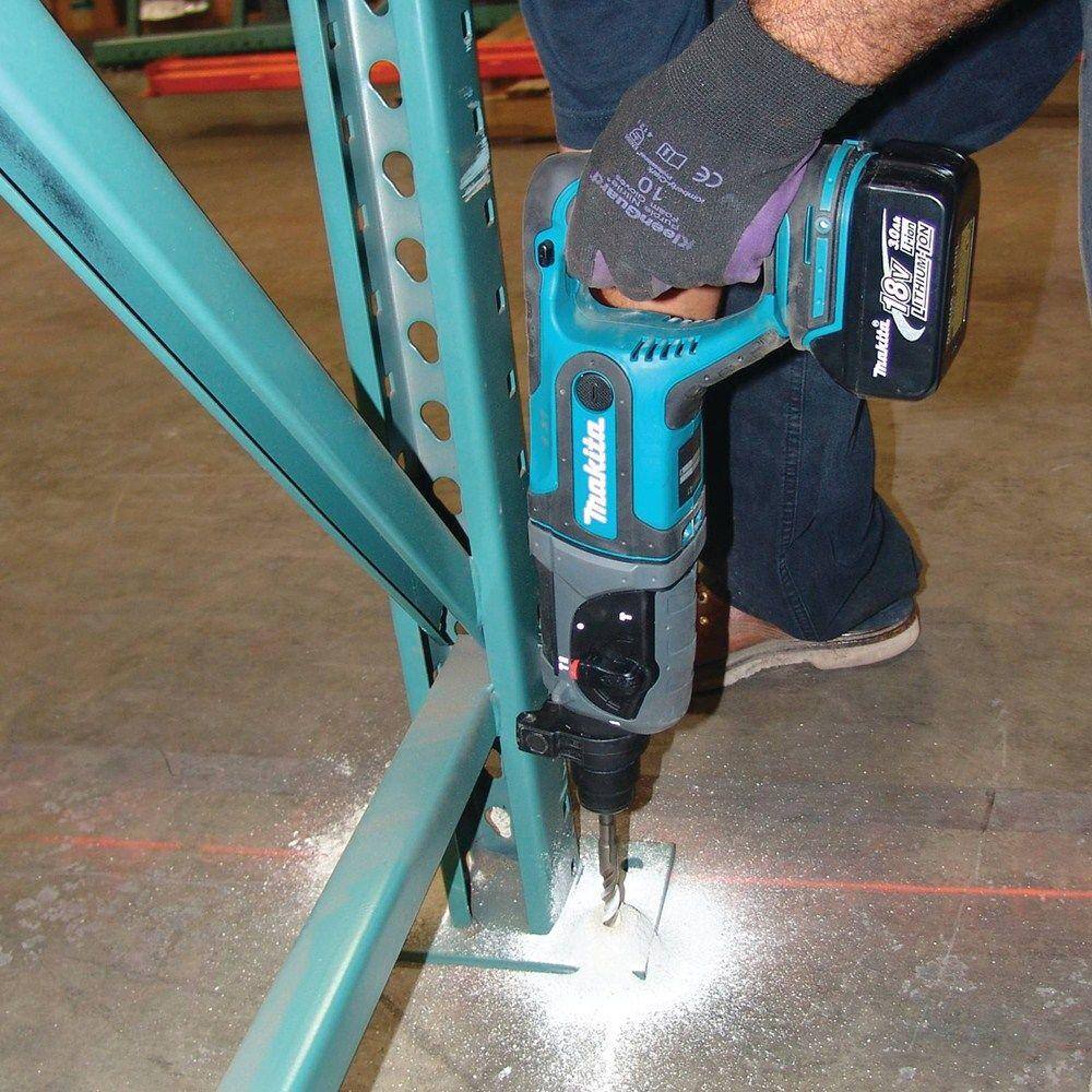 Makita XRH04Z 18V LXT Lithium-Ion 7/8 in. Cordless SDS-Plus Concrete/Masonry Rotary Hammer Drill (Tool-Only)