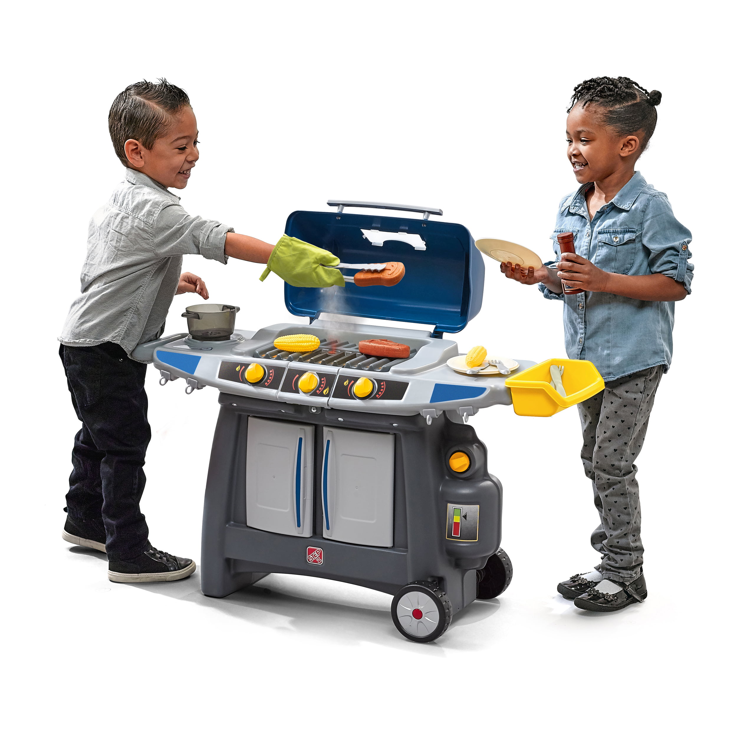 Step2 Sizzle & Smoke Barbecue (BBQ) Toy Grill with 15 Piece Accessory Play Set