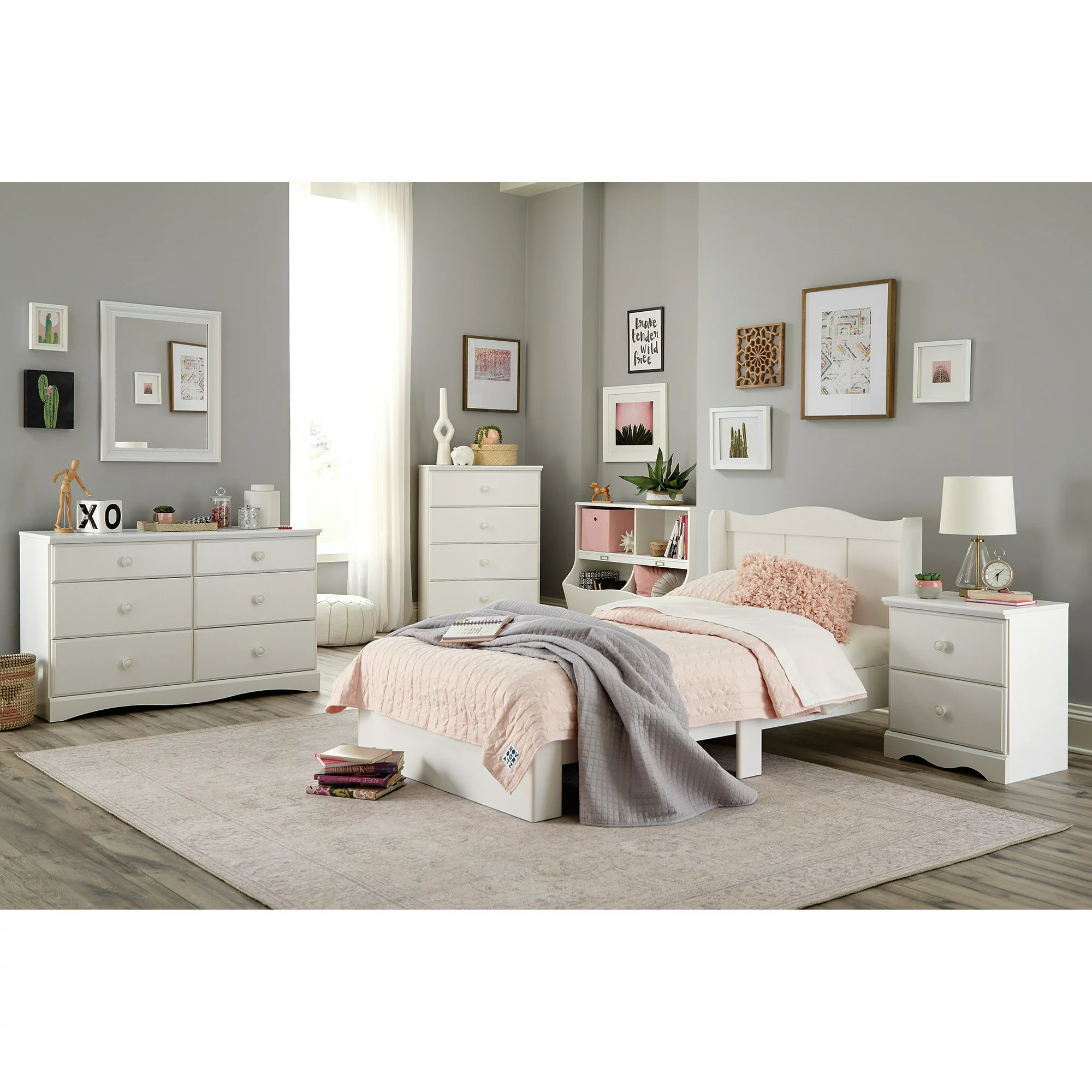 Sauder Storybook 6-Drawer Dresser. Soft White Finish