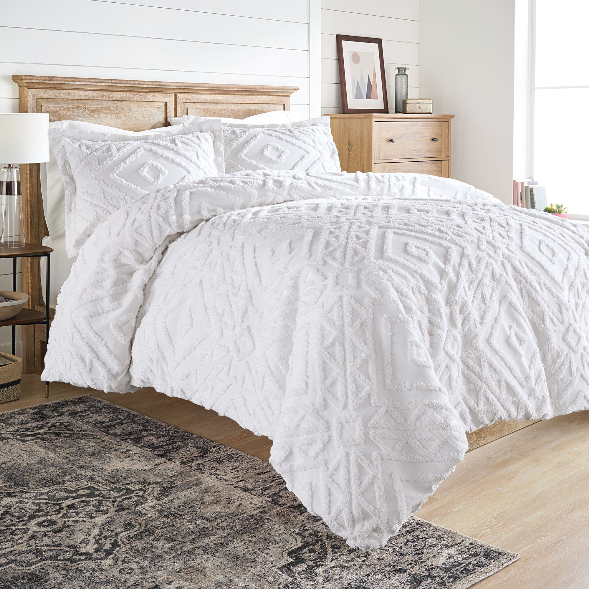 Better Homes and Gardens Chenille 3 Piece Duvet Cover Set. Full/Queen. White