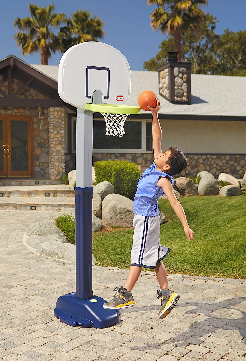 Little Tikes Adjust and Jam Pro Basketball Set. Blue