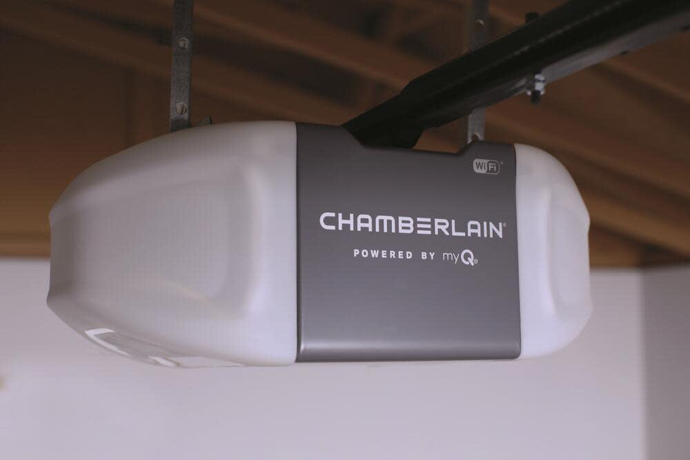The Chamberlain 5011838 0.5HP Smart Garage Opener