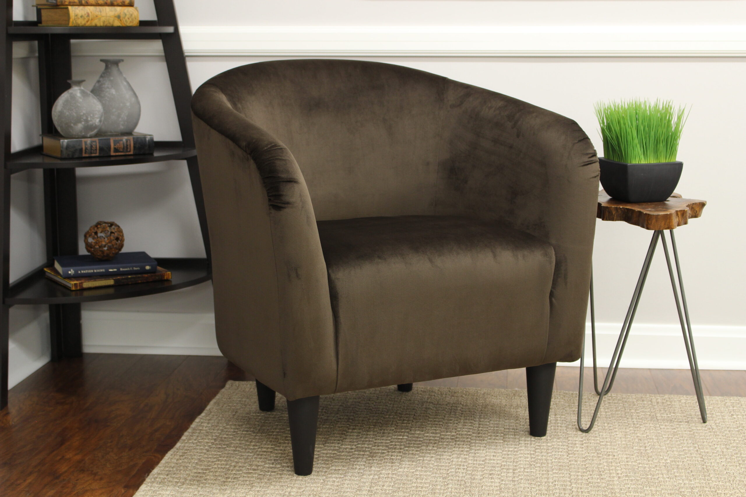 Mainstays Microfiber Tub Accent Chair. Chocolate Brown