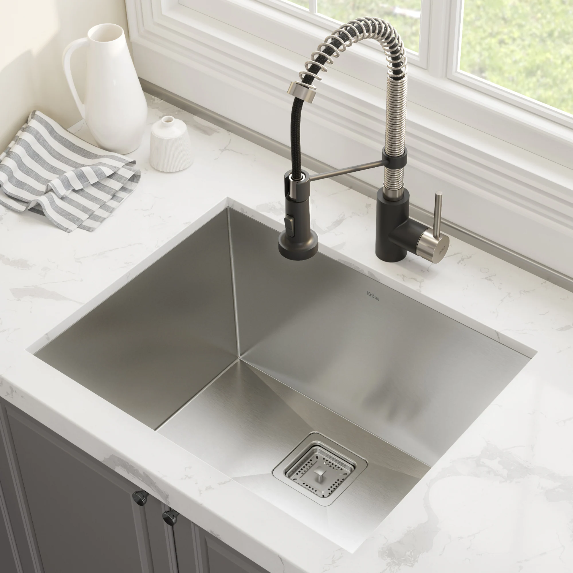 Kraus 18.5-in x 24-in 1-Basin Stainless Steel Undermount Laundry Sink with Drain with Faucet