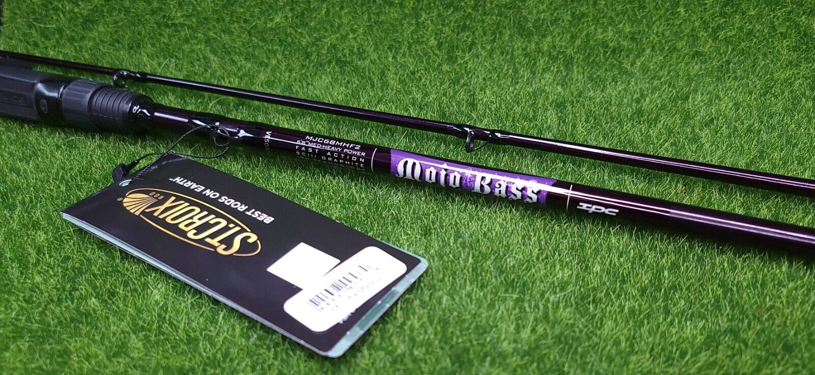 St. Croix Mojo Bass 2-PC Casting Rod 6-8″ Med-Heavy Power Fast Action MJC68MHF2