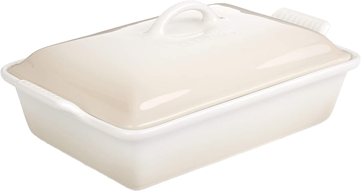 Le Creuset PG07053A-33716 Stoneware Heritage Covered Rectangular Casserole. 4 qt. (12″ x 9″). Meringue