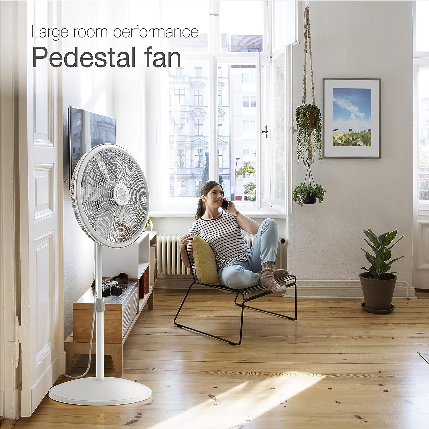 Lasko Oscillating Pedestal Fan. Adjustable Height. 3 Speeds. for Bedroom. Living Room. Home Office and College Dorm Room. 18″. White. 1820