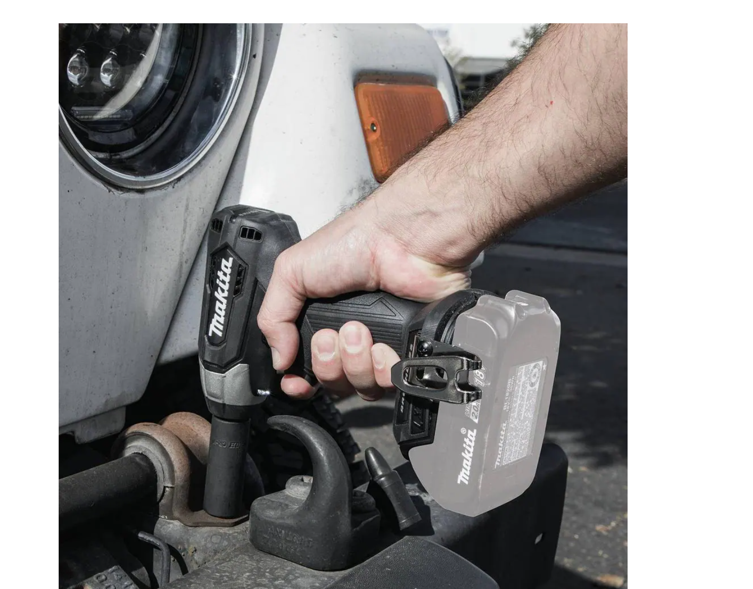 Makita XWT13ZB 18V LXT Sub-Compact Lithium-Ion Brushless Cordless 1/2 in. Square Drive Impact Wrench (Tool-Only)