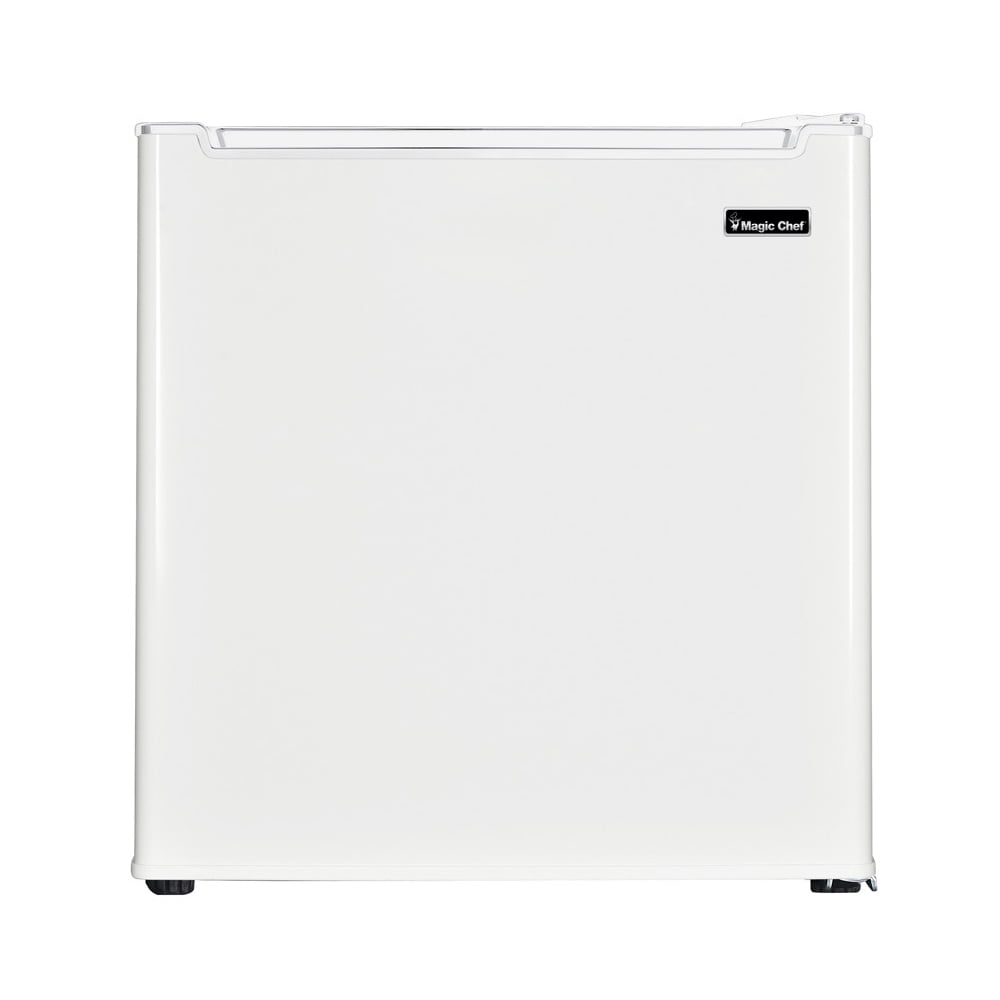 Magic Chef. 17.3 W Mini Refrigerator with Freezer Shelf. 1.7 CU FT. White (MCR170WE)