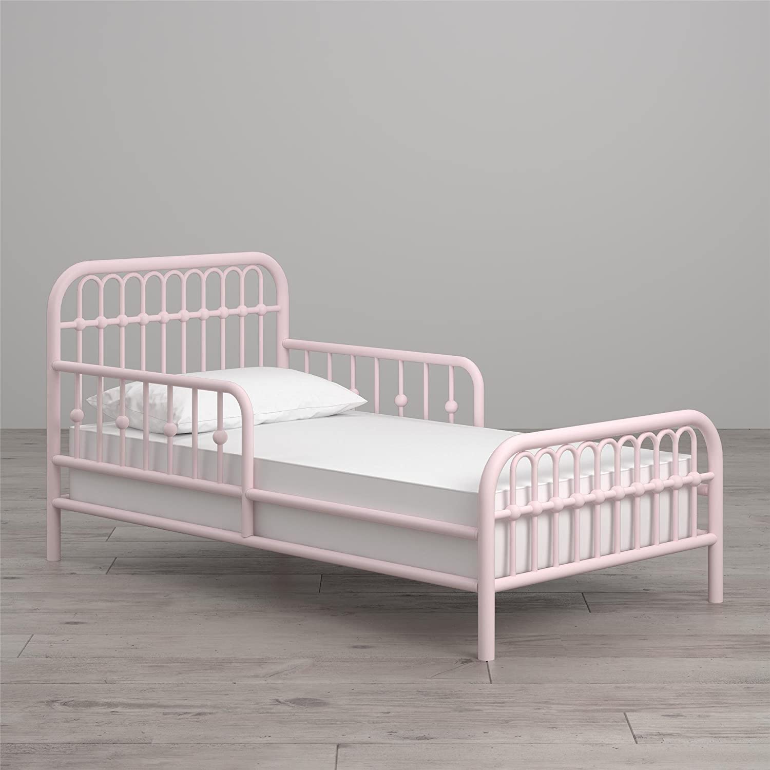 Little Seeds Monarch Hill Ivy Metal Toddler Bed. Pink