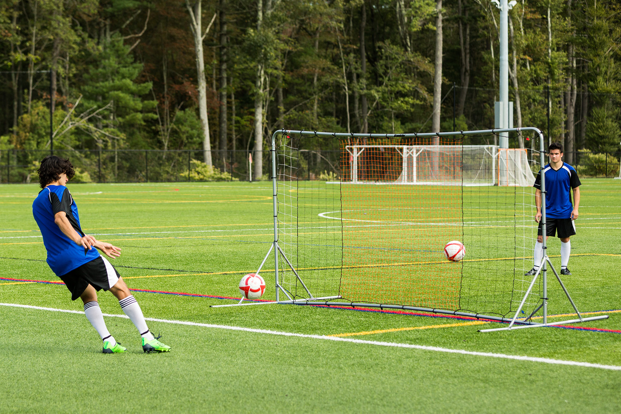 Franklin Sports 12′ x 6′ Training Rebounder ( Includes Bungee Cord Attachement)