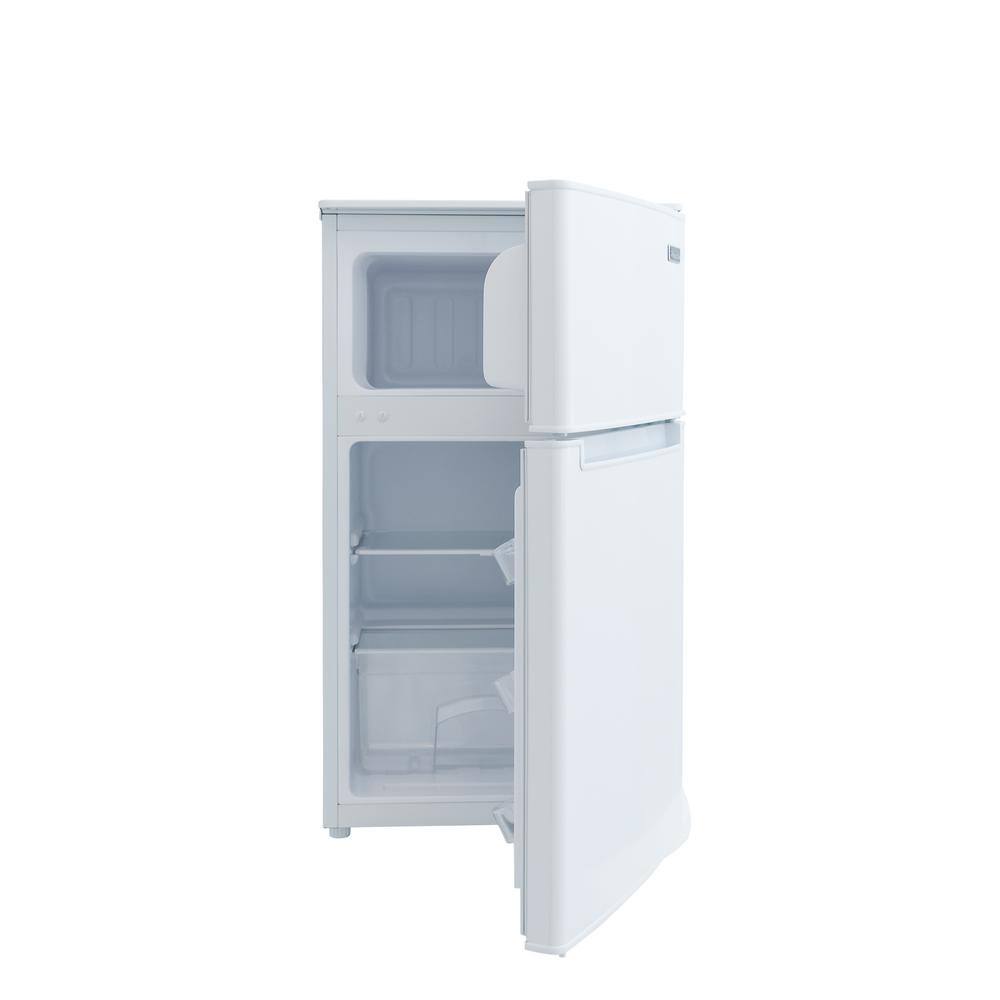 Magic Chef HMDR310WE 3.1 cu. ft. Mini Fridge in White