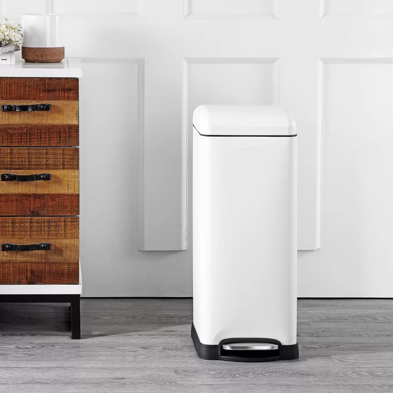 happimess HPM1007A Betty Retro 8-Gallon Step-Open Garbage Can with Soft Close Step. White