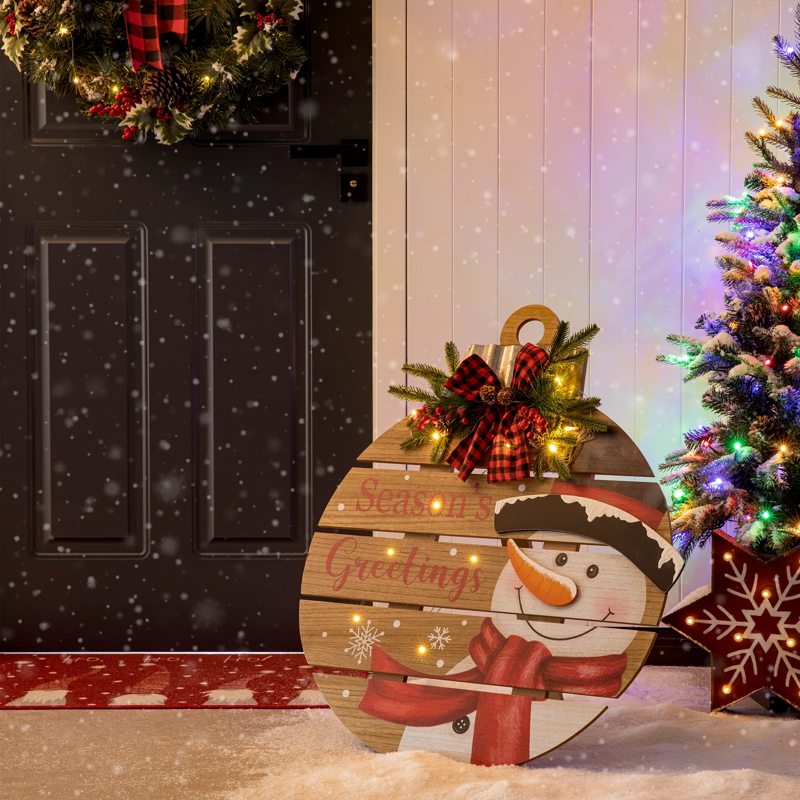 30″H Lighted Round Wooden Christmas Snowman Porch Décor