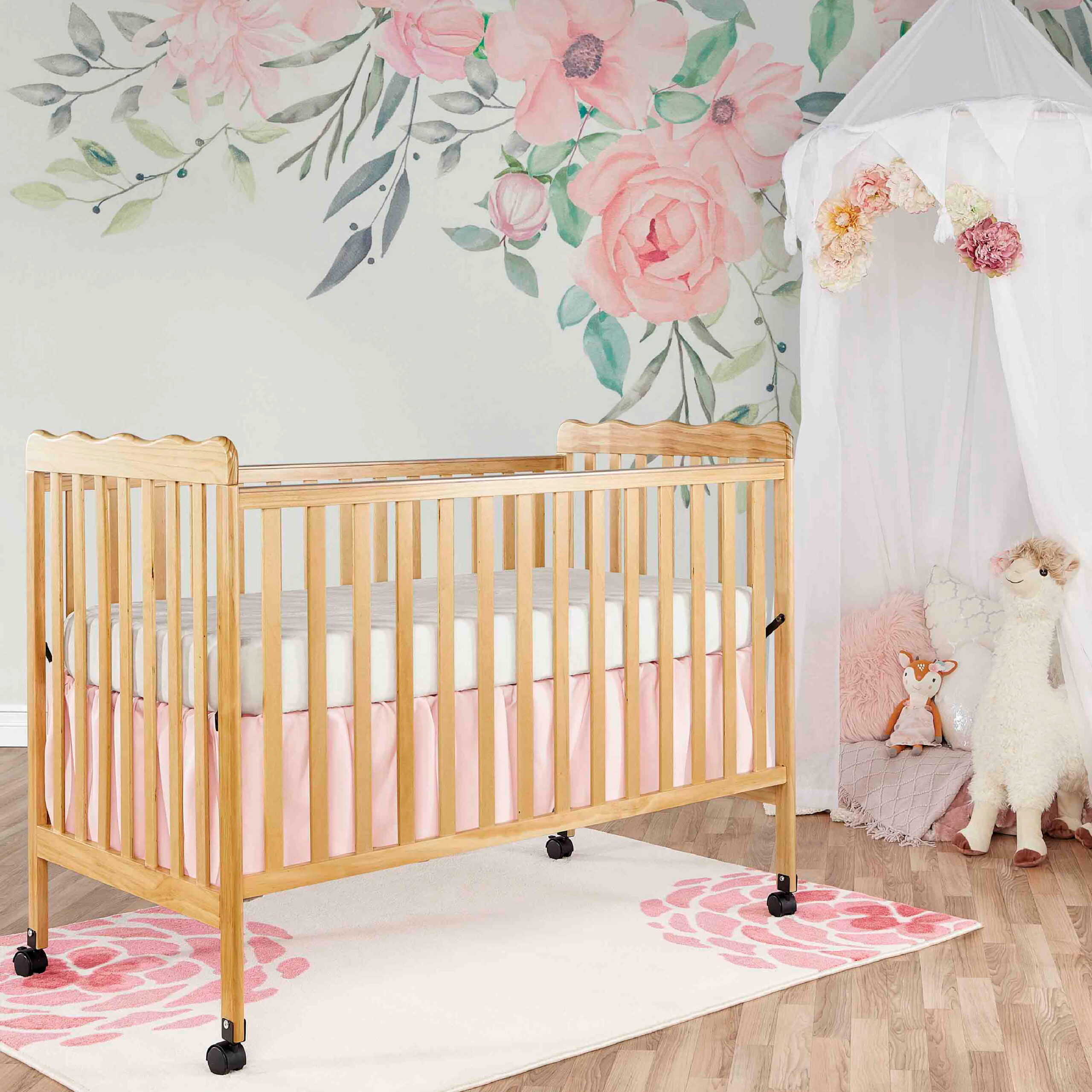 Dream On Me Classic 3-in-1 Convertible Crib - Natural