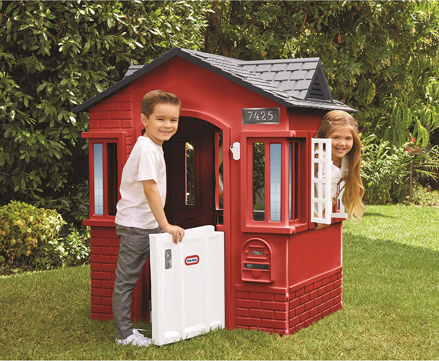 Little Tikes Cape Cottage Playhouse with Working Doors. Windows. and Shutters - Red