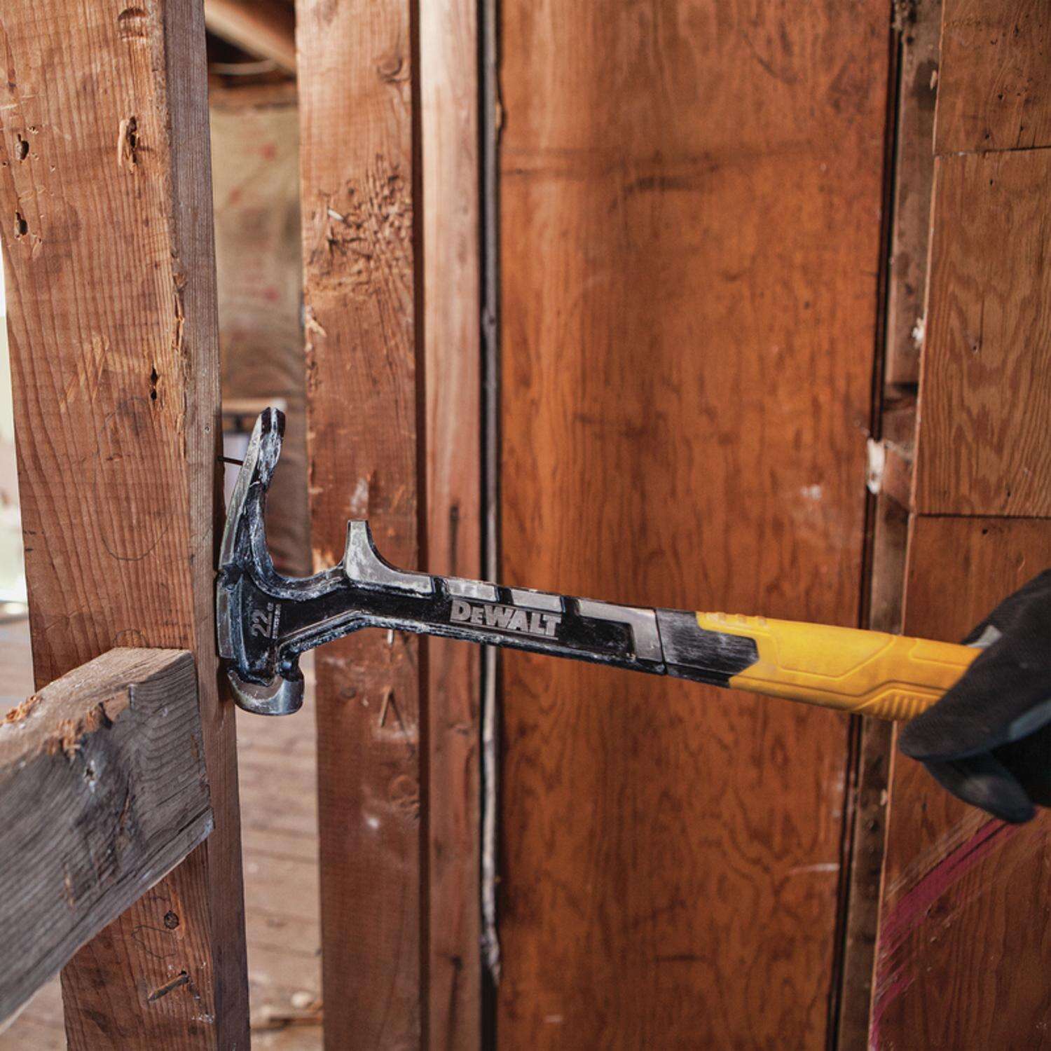 DeWalt ToughSeries 22 oz Milled Face Demo Hammer 8.25 in. Steel Handle