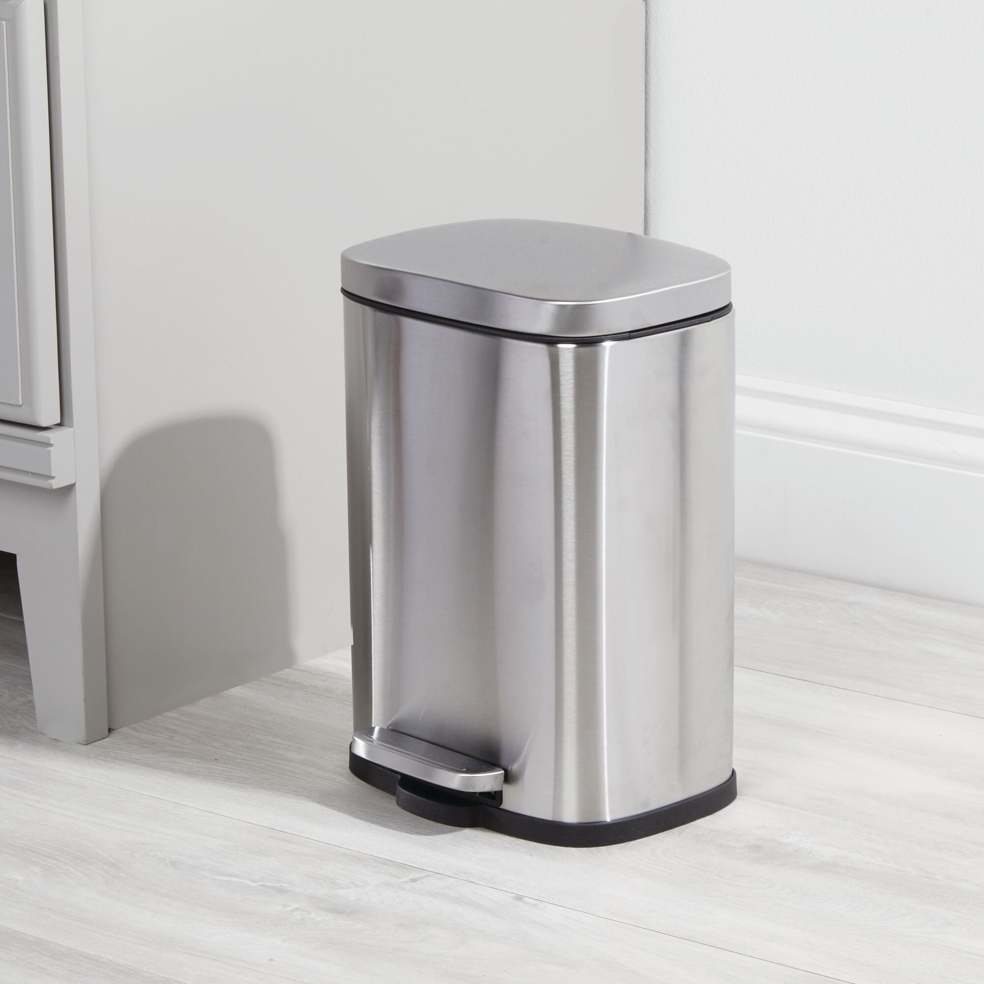 mDesign Stainless Steel Touchless Rectangular 1.3 Gallon Foot Step Trash Can with Lid - Wastebasket Container Bin for Bathroom. Bedroom. Kitchen. Office. Holds Garbage. Waste. Recycle - Brushed Chrome