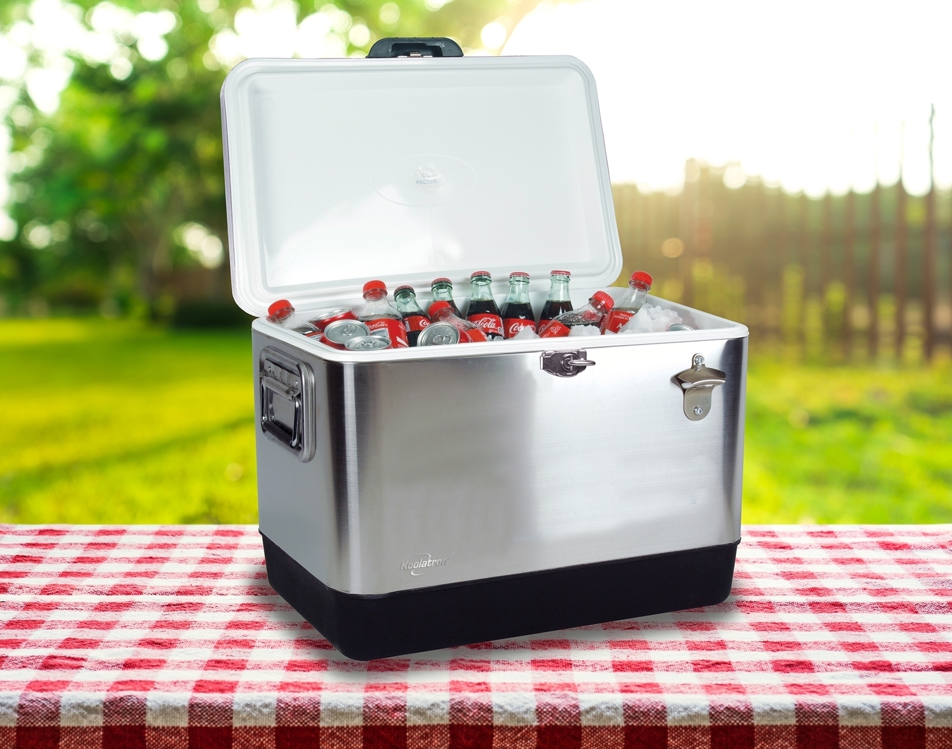 Koolatron Stainless Steel Ice Chest Beverage Cooler with Bottle Opener 51 L / 54 Quart 85 Can Capacity for Camping. Beach. RV. BBQs. Tailgating. Fishing