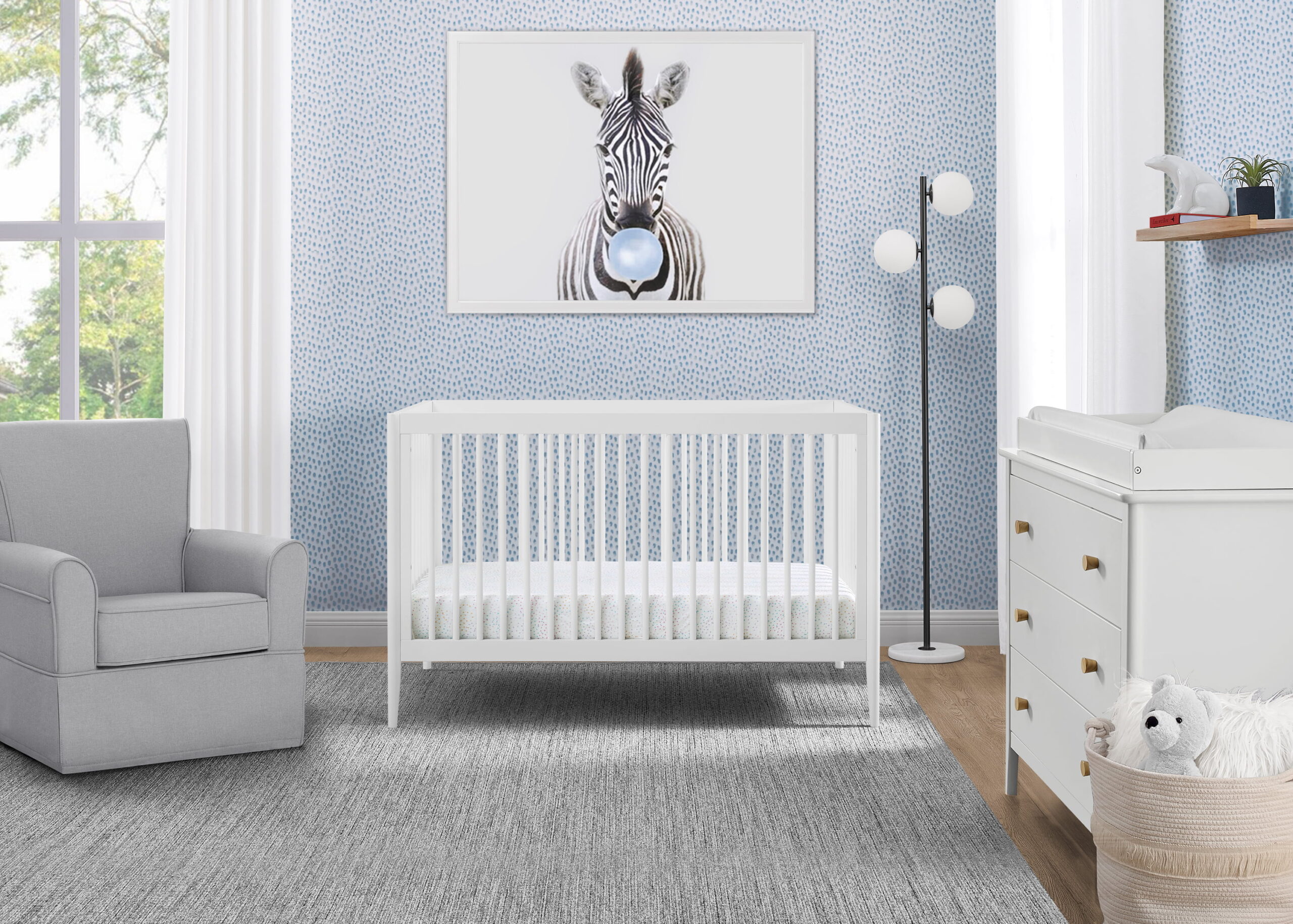 Delta Children Casey 6-in-1 Convertible Baby Crib. Bianca White