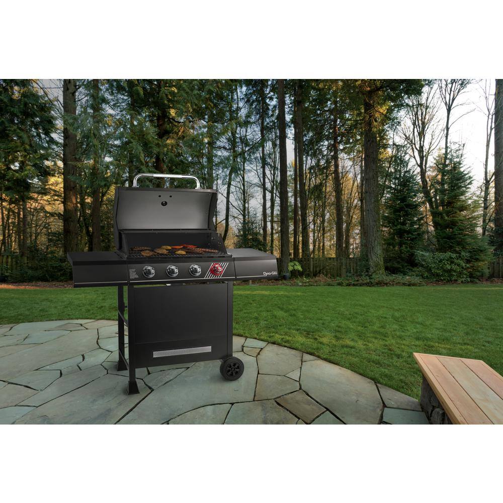 Dyna-Glo DGH450CRP 4-Burner Propane Gas Grill in Matte Black with TriVantage Multifunctional Cooking System