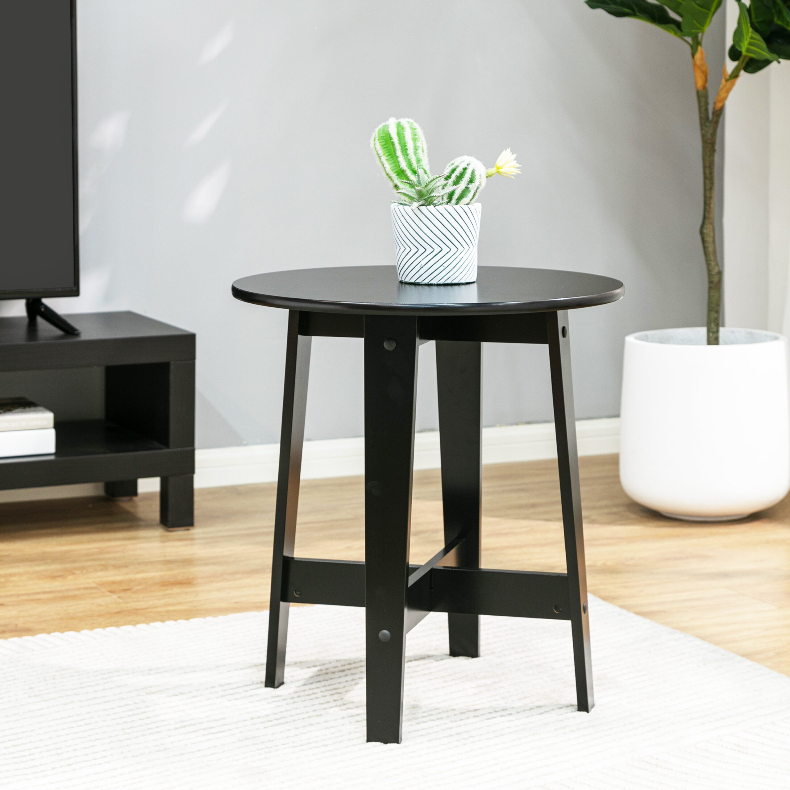 Mainstays Round Wood Side Table. Black