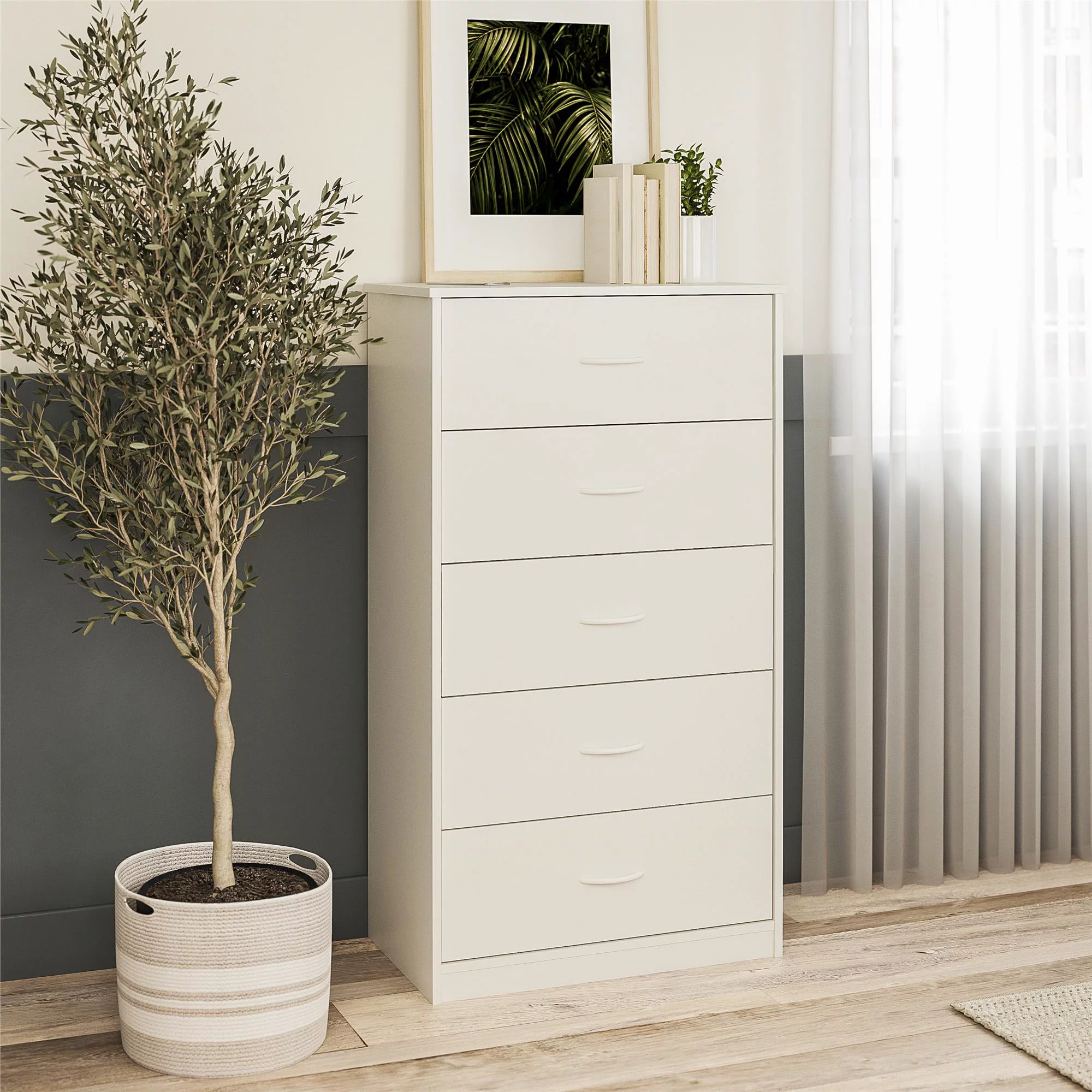 Mainstays Classic 5 Drawer Dresser. White