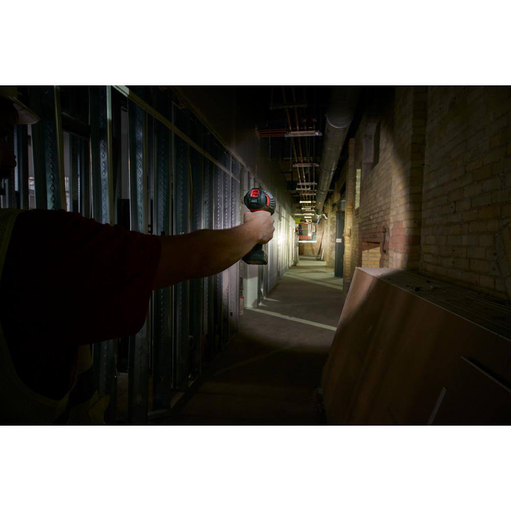 Milwaukee 2353-20-48-59-2420 M12 12-Volt Lithium-Ion Cordless 750 Lumens TRUEVIEW LED Spotlight W (1) 2.0 Ah Battery and Charger