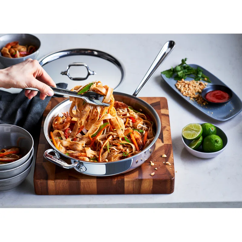All-Clad 4406 Stainless Steel 3-Ply Bonded Dishwasher Safe Saute Pan with Lid Cookware. 6-Quart. Silver